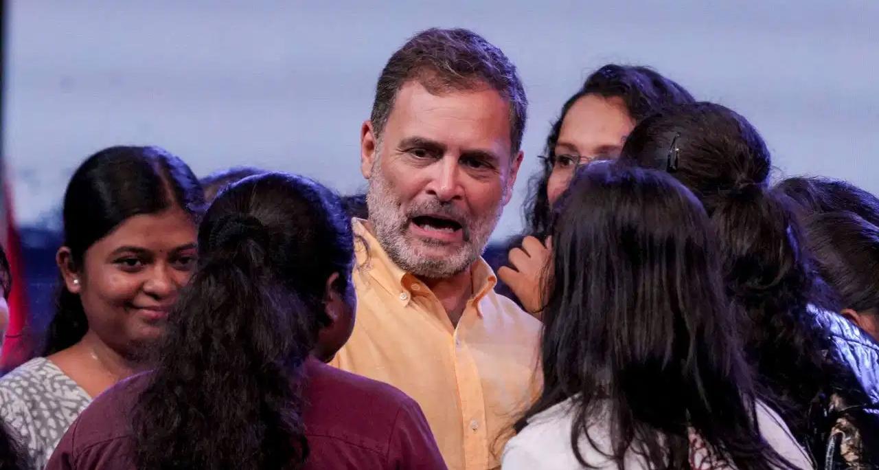 युवाओं को साधने में जुटी कांग्रेस: राहुल गांधी और सिंघवी ने लॉन्च किया 'Gen Z वकीलों' का पायलट प्रोजेक्ट