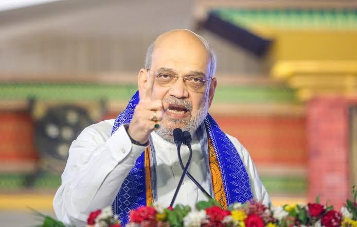 वंदे मातरम् विवाद: अमित शाह का कांग्रेस पर तीखा हमला, कहा—'तुष्टिकरण की राजनीति के कारण फिर देश विरोधी रास्ते पर कांग्रेस'