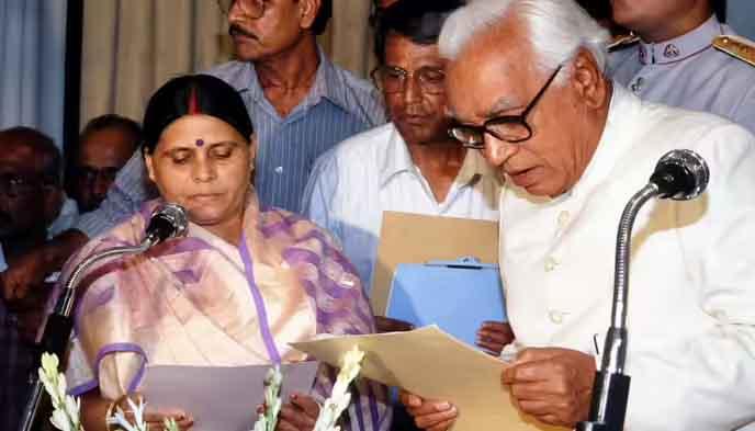 बिहार बीजेपी अध्यक्ष का राजद पर तीखा हमला "जेल जाते वक्त लालू यादव ने निरक्षर पत्नी को सौंप दी थी बिहार की गद्दी"