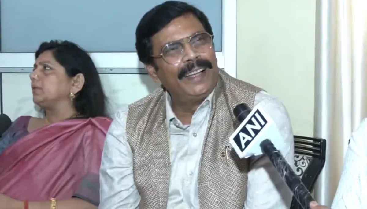 'अकलोल, बकलोल, ढकलोल...': अपनी ही जाति के सांसदों पर बरसे आनंद मोहन; समाज के लिए ललकार या बेटों को सेट करने की जुगत?