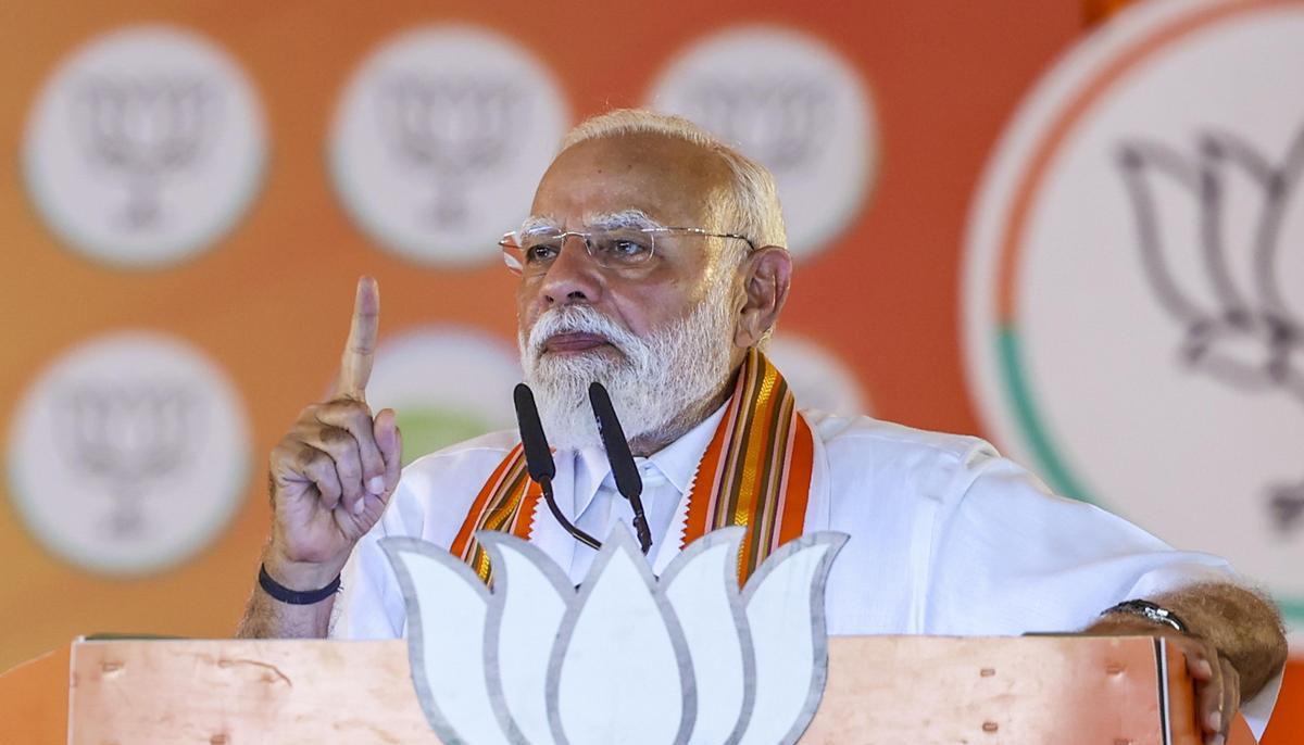 केरल की पुकार: "भ्रष्टाचार और तुष्टिकरण छोड़, नारी शक्ति के साथ बढ़ेगा राज्य" — पीएम मोदी