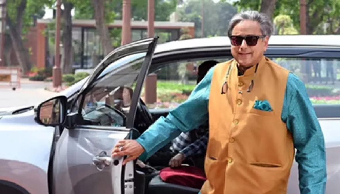 केरल: सांसद शशि थरूर के काफिले पर हमला, गनमैन और ड्राइवर के साथ मारपीट; एक आरोपी गिरफ्तार