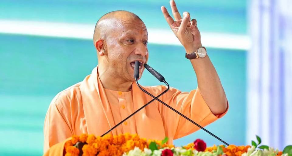 'विभाजन के पक्षधर का नाम जोड़ने वालों को गृह मंत्री बनाएगी सपा': विभाजन विभीषिका दिवस पर CM योगी का तीखा हमला