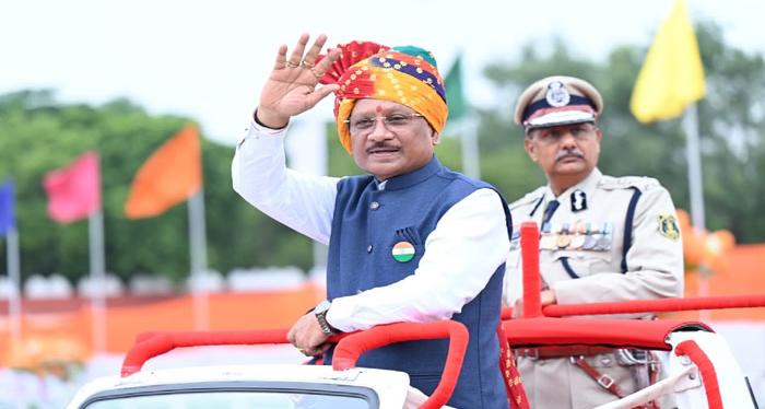 80वें स्वतंत्रता दिवस पर सीएम साय का बड़ा ऐलान: माओवादमुक्त बस्तर में लहराया तिरंगा, 'मेरी बेटी-मेरा अभिमान' अभियान की शुरुआत
