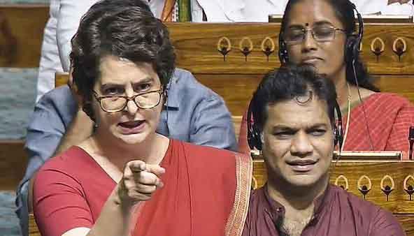 'छात्र क्या आतंकवादी थे?': एंटी-पेपर लीक बिल पर प्रियंका गांधी का सरकार पर तीखा हमला, संसद में भारी हंगामा