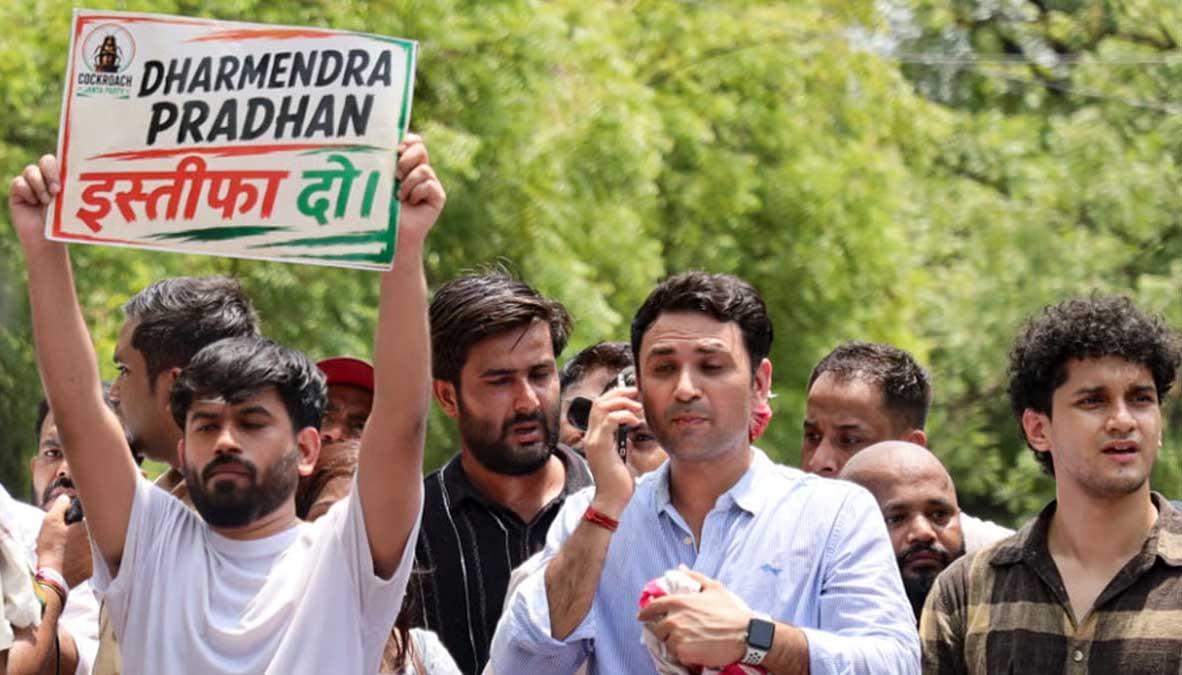 पेपर लीक विवाद: धर्मेंद्र प्रधान को 13 जून का अल्टीमेटम, कॉकरोच जनता पार्टी (CJP) पूरे देश में करेगी महा-आंदोलन