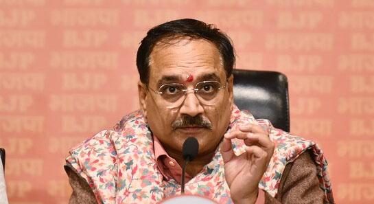 केजरीवाल की रिहाई पर दिल्ली में 'सियासी घमासान': भाजपा ने घेरा, कहा— "सबूत मिटाकर मिली तकनीकी राहत, ऊपरी अदालत में पलटेगा फैसला"