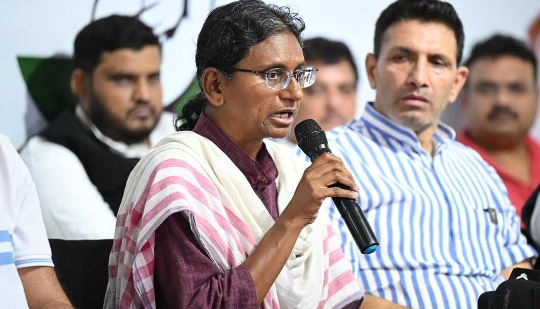 मीनाक्षी नटराजन का नामांकन खारिज, 'प्लान B' के साथ आधी रात को सुप्रीम कोर्ट पहुंची कांग्रेस